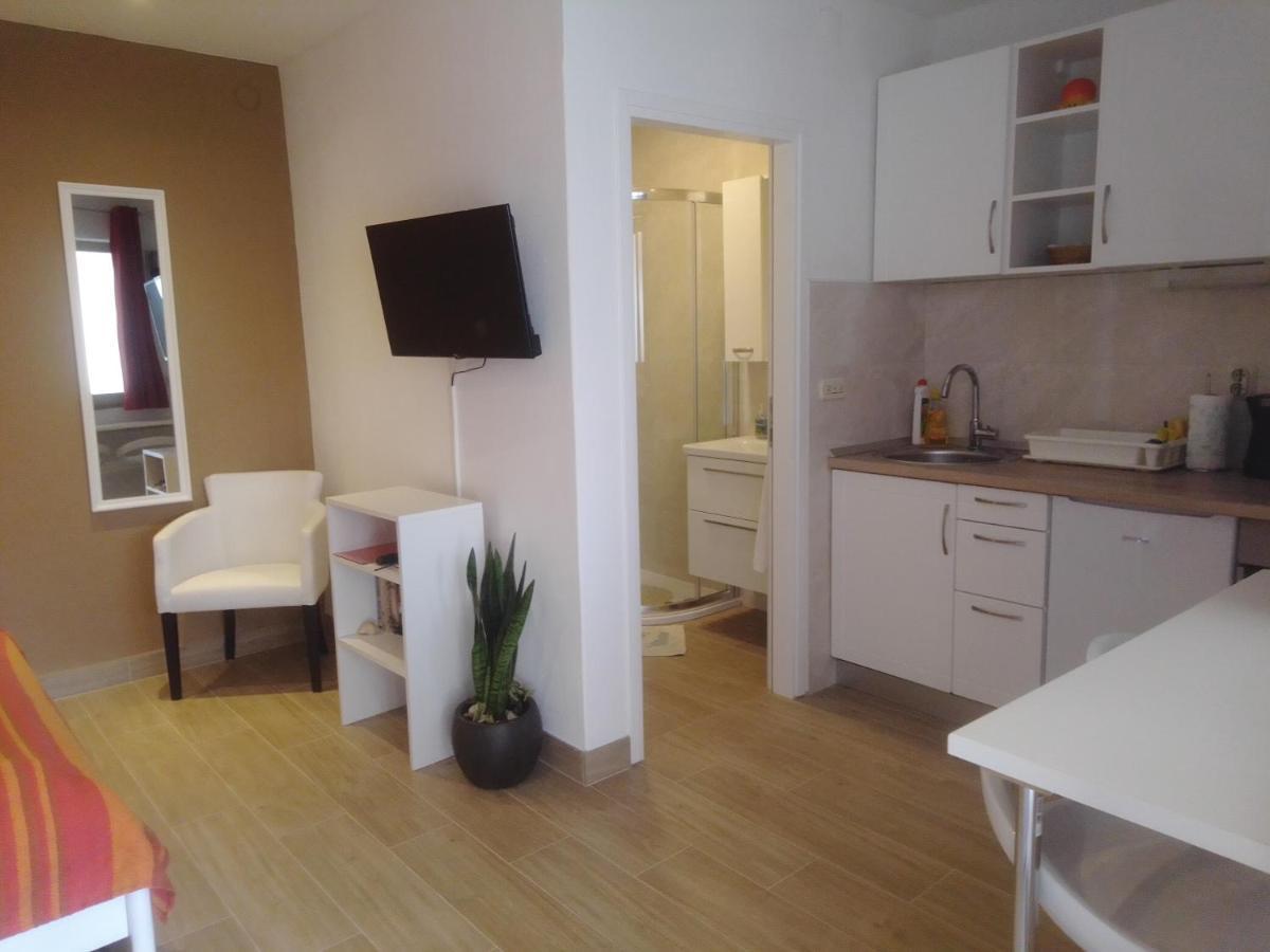 Apartments Haracic Hvar Town Exterior photo